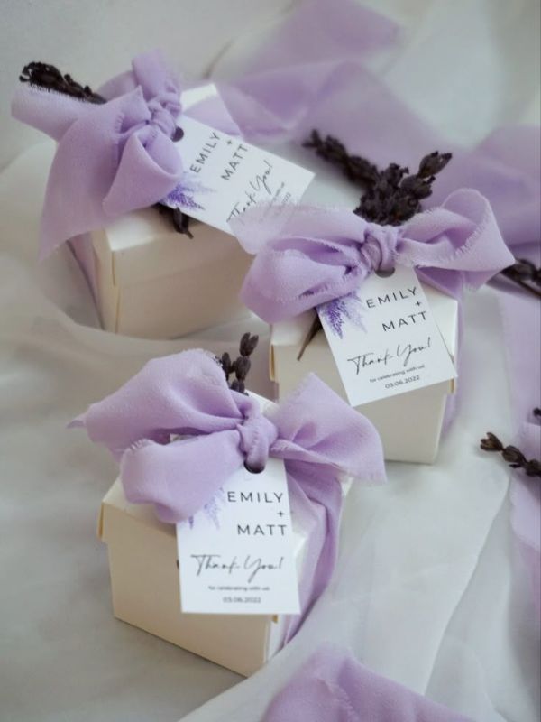 Candle favors